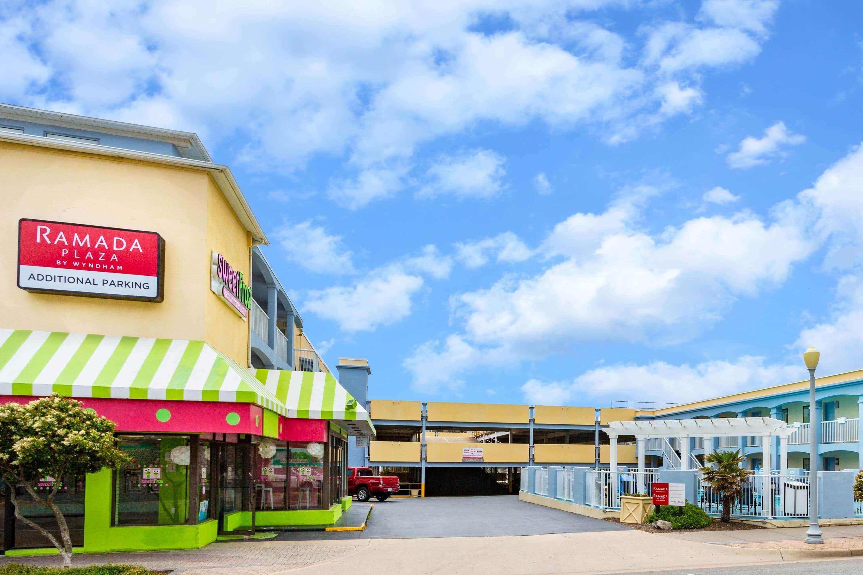 Ramada By Wyndham Virginia Beach Buitenkant foto